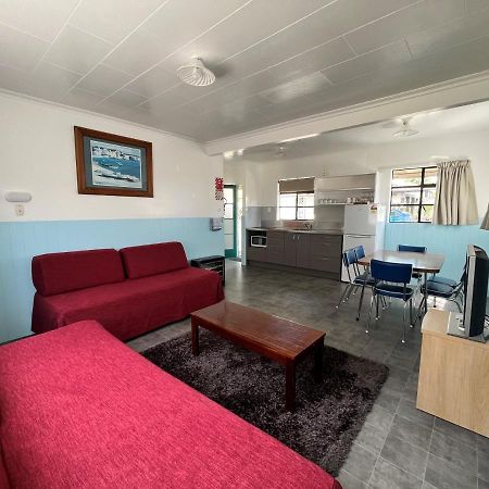 Bings Motel Бленхайм Екстериор снимка