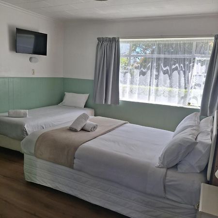 Bings Motel Бленхайм Екстериор снимка