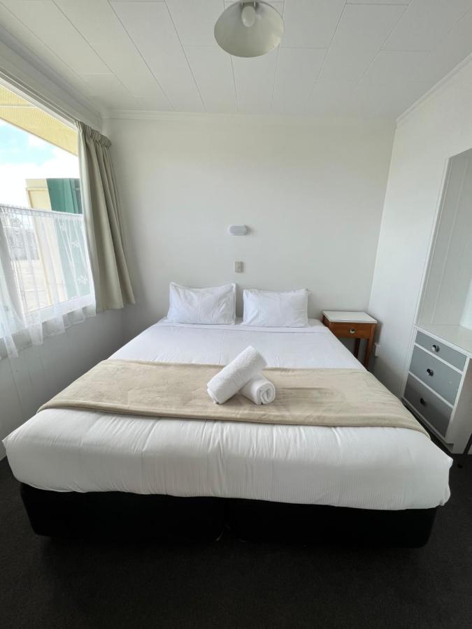 Bings Motel Бленхайм Екстериор снимка