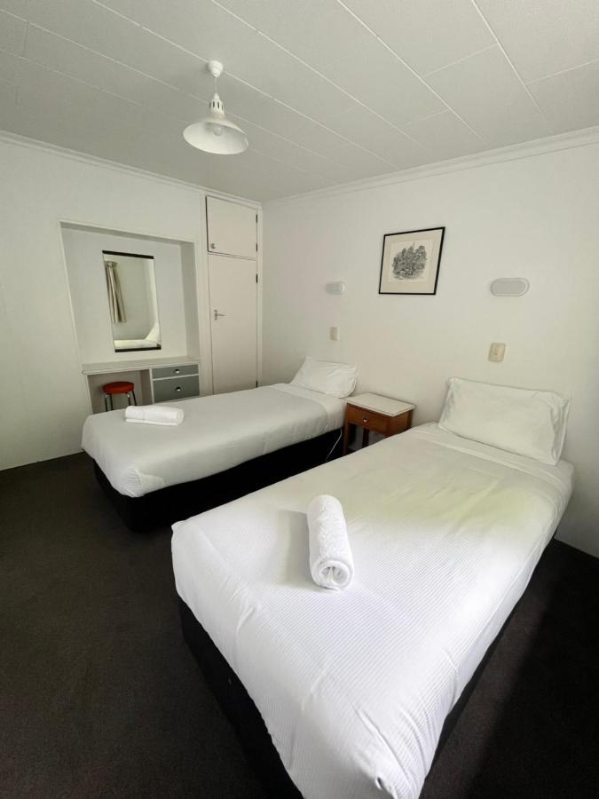 Bings Motel Бленхайм Екстериор снимка