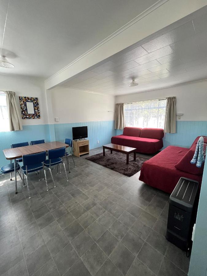 Bings Motel Бленхайм Екстериор снимка