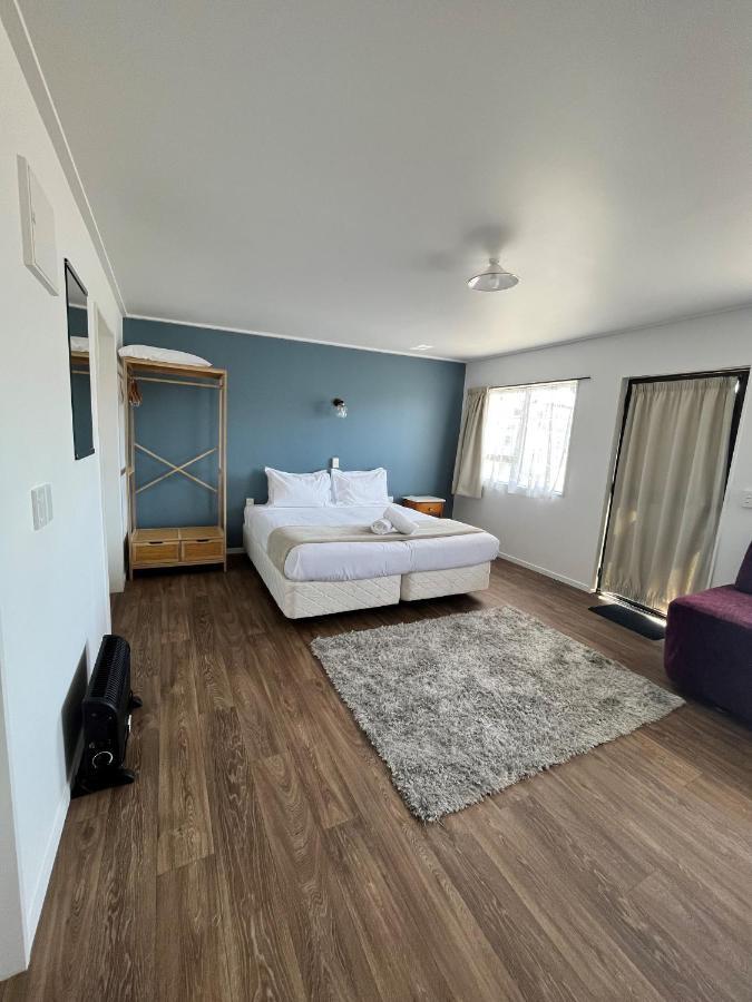 Bings Motel Бленхайм Екстериор снимка